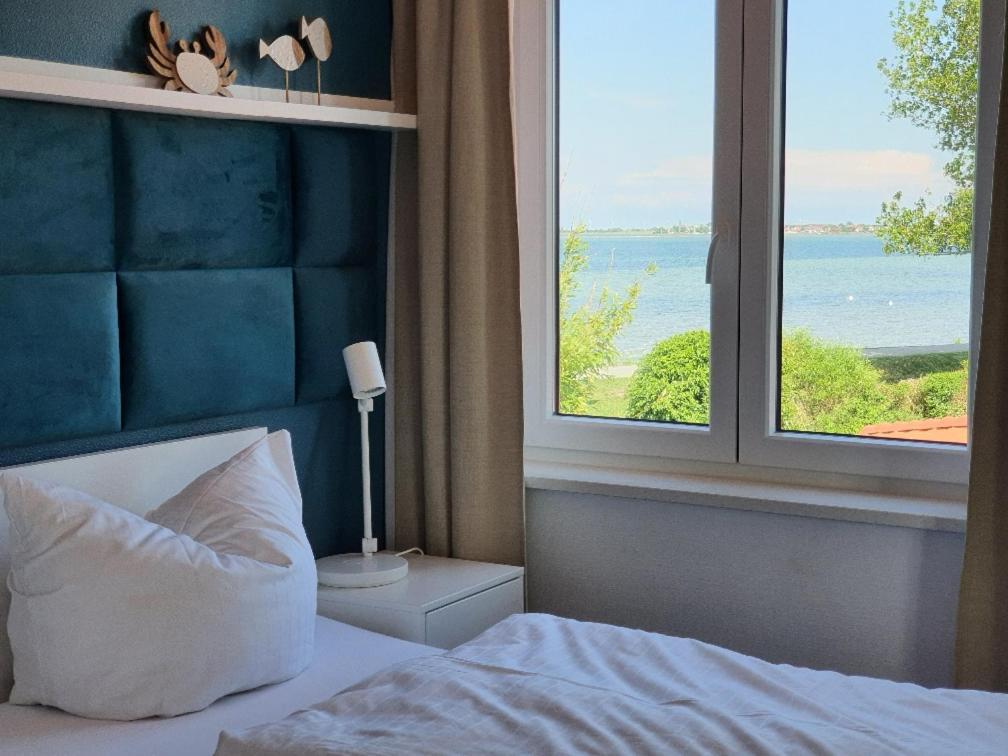 Haus Achtern Diek In Erster Reihe Am Meer Fehmarn Extérieur photo