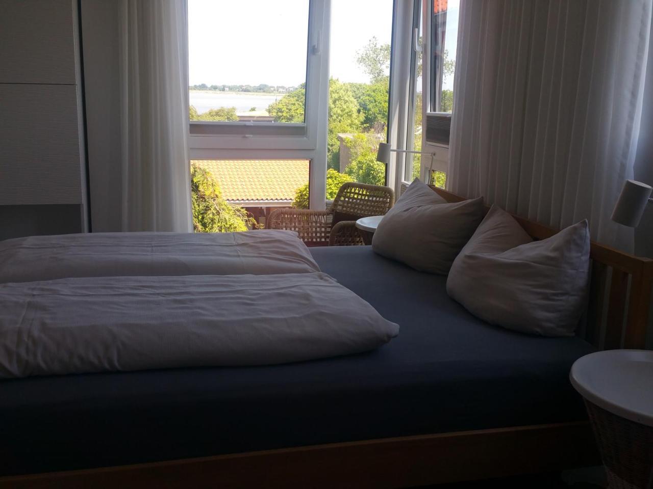 Haus Achtern Diek In Erster Reihe Am Meer Fehmarn Extérieur photo